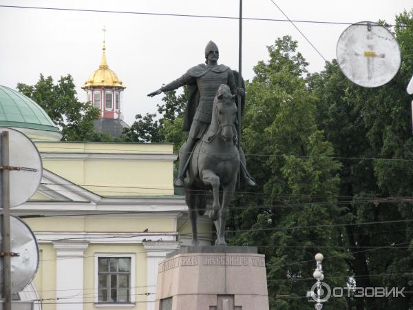площадь Александра Невского