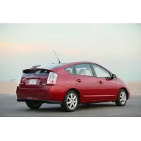 Отзыв о Автомобиль Toyota Prius - хэтчбек