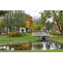 Польский сад (сад им. Маршала Говорова) - находится на реставрации