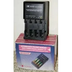 Отзыв о Зарядное устройство для аккумуляторов Ben Electronic АА/ААА MW8168GS