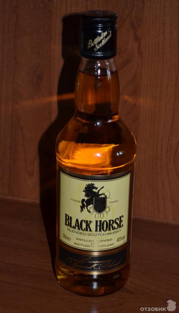 Виски купажированный Black Horse фото.
