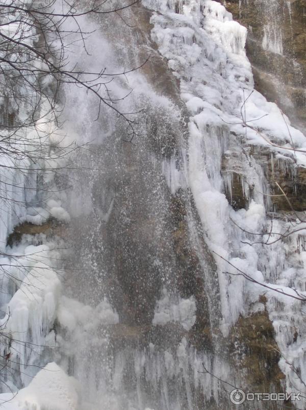 Отзыв о Экскурсия к водопаду Учан-Су (Крым, Ялта) | Зимний вид на  величественный водопад