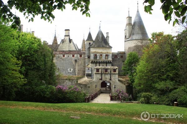 Замок де ля Рошпот Франция фото отзыв