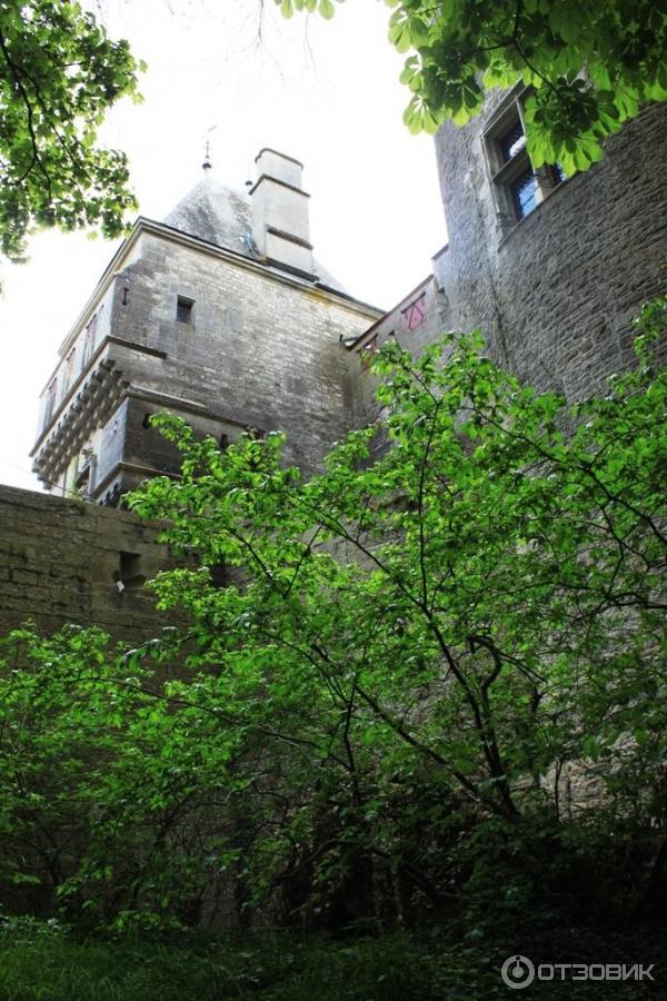 Замок де ля Рошпот Chateau de la Rochepot Франция Бургундия отзыв фото