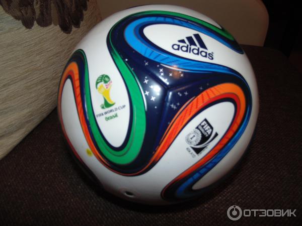 Отзыв о Футбольный мяч Adidas Brazuca