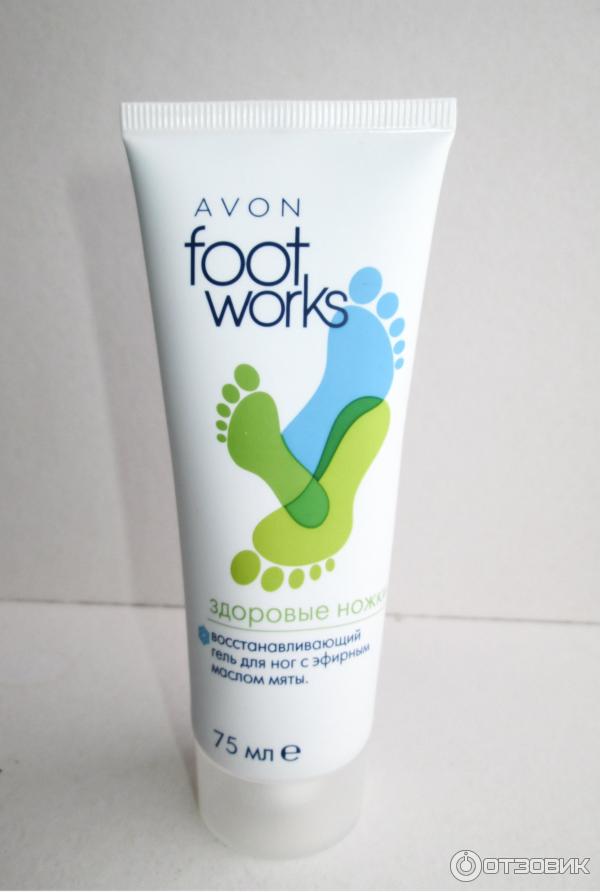 Ног avon. Эйвон крем для ног охлаждающий. Foot works Avon восстанавливающий гель для ног. Гель для ног Avon с эфирным маслом мяты. Восстанавливающий гель для ног с эфирным маслом мяты эйвон.