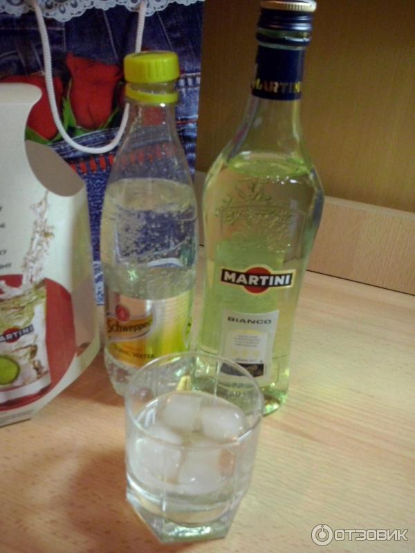 Отзыв: Вермут Martini Bianco - Любимый напиток многих девушек, приятно что ...