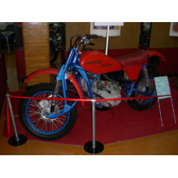 Кроссовый мотоцикл Урал