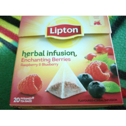 Отзыв о Чай Lipton Herbal infusion малина и черника