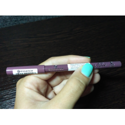 Купить essence карандаш для губ soft & precise Coral competence онлайн