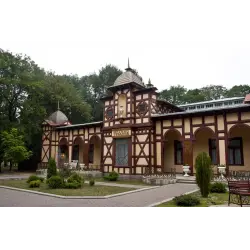 Жаңа видеолар қыздарға порно туралы үйретеді және қыздарға телефон соғады. Кәсіптік мектептердегі порно