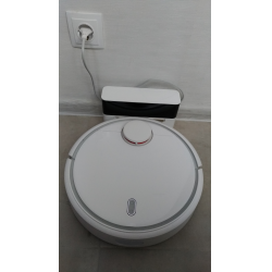 Отзыв о Робот-пылесос Xiaomi Mijia Mi Robot Vacuum Cleaner SKV4000CN