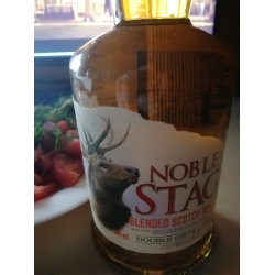 Noble stag spiced. Виски Тульский Винокурный завод Noble. Виски Noble Stag. Виски шотландский Noble Stag. Тульский виски Noble Stag.