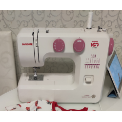 Электромеханическая швейная машина Janome 331