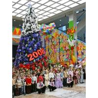 Самые известные новогодние ёлки Москвы для детей