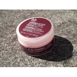 Отзыв о Крем для лица The Body Shop Vitamin E intense moisture cream