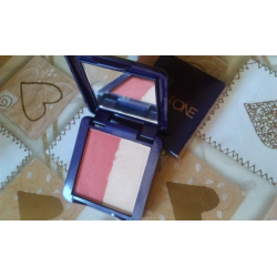 Отзыв о Компактные румяна-хайлайтер Oriflame 2 в 1 The ONE Illuskin Blush