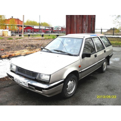 Lancer 1988. Mitsubishi Lancer 1988 универсал. Митсубиси Лансер 1988 универсал. Митсубиси Лансер 1988г универсал. Мицубиси Лансер 1988 года универсал.