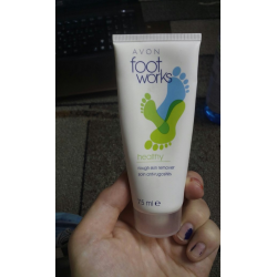 Отзыв о Средство для смягчения огрубевшей кожи ног Avon Footworks Healthy