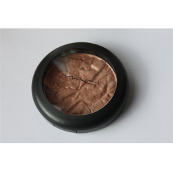 Отзыв о Мерцающая пудра MAC Chez Chez Lame Special Reserve Highlighting Powder