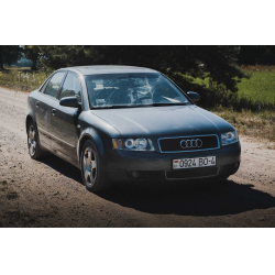 Отзыв о Автомобиль Audi A4 B6 2001 седан