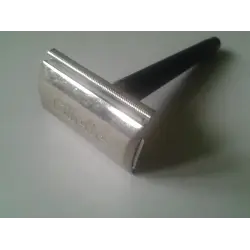 Отзыв о Т-образный бритвенный станок Gillette