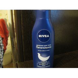 Отзыв о Питательное молочко для тела Nivea Для очень сухой кожи с миндальным маслом