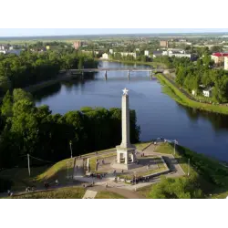 Жетілген қатты орыс куннилингус