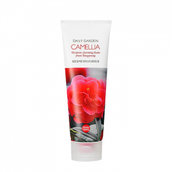 Отзыв о Пенка для умывания Holika Holika Daily Garden Cleansing Foam "Tongyeong Camelia Moisture"