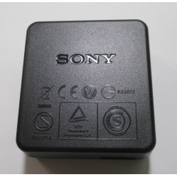 Отзыв о Блок питания Sony Shin Tech Engineering AC-UB10C на 5V