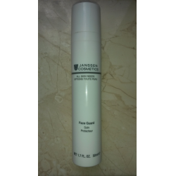 Отзыв о Легкая солнцезащитная основа Janssen Cosmetics Face Guard Soin Protecteur SPF 15