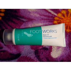 Отзыв о Крем от натоптышей Avon Foot Works с альфа-гидроксикислотой